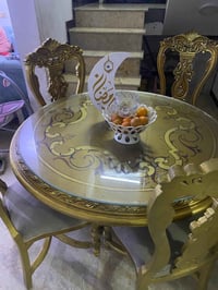 ميز طعام • خشب زان • ٥ كراسي