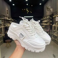 حذاء نسائي • رياضي • كربلاء