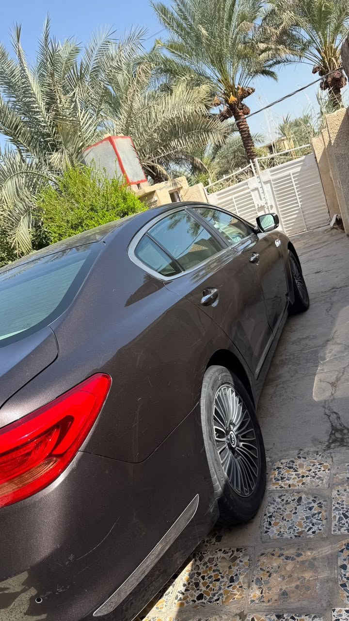 السلام عليكم كيا كورس 2013خليجي فئه الاولى استلام شركه الدولية العراقيه فول مواصفات للاخير  رقم بغداد نكليزي بأسمي تحويل ثاني يوم
-مكينه مبدله جديده بمعنى الكلمه شرط لفحص
 -جكات تعليه وتنصيه+جوبلس 
-داتو شو  
-حساسات امامي خلفي 
-رادار 
-تحديد مسار + تحديد المسافة بينك وبين السيارة الاخرى
-توقف ذاتي 
-نقطه عمياك 
-تحكمات خلفية كامله 
-كشنات امامي خلفي كهرباء
-شاشات خلفية 
-كشنات خلفية تدفئة تبريد 
-كشنات امامي تدفئة تبريد 
-خزن وضعية كشن السايق
-مساج كشنات امامي خلفي
-بردات عدد 3 
-سلايت روف 
-زراك لايت 
-بوب شفط +اشاير مري +مري شفط كهرباء
-بصمه تشغيل و بصمه ابواب و بصمه جنطة 
-سايد بريك بصمه 
-درايف مود (سبورت / ايكو / نورمول)
-اوتو هولد
-ماوس للتحكم بكافة اعدادات السيارة و الشاشة
-عداد الكتروني دتجل 
-تحكم ستيرن كامل + تحكم بالعدادات وتغيير اشكالهن
_شاشات خلفيه امامي
-سماعات 16 نضام صوتي من شركه lexicon
-صندوق كهرباء شفط
-14ايرباك
-كاميرات360درجه 
-اناره محيطيه بداخل
بيها فقط باب خلفي عكس سايق كلير وليس حادث
ودعاميه اماميه فقط وسونار موجود
وبعد بيها موصفات كلش هواي
❗️السعر 160$ وبيها مجال
مكان بغداد الدورة
الرقم***********
