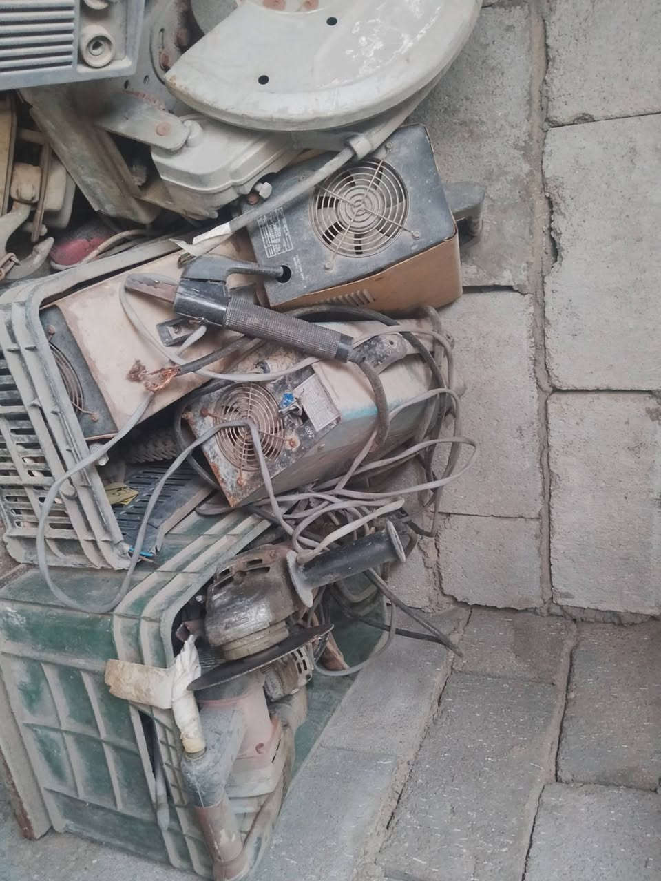 مكائن لحيم وكترات وكمبريسر اصليات باب اول للبيع المكان ابو الخصيب


**إذا كنت صاحب هذا الإعلان وتريد حذفه لأي سبب، رجاءا أرسل رسالة إلى الدعم الفني**