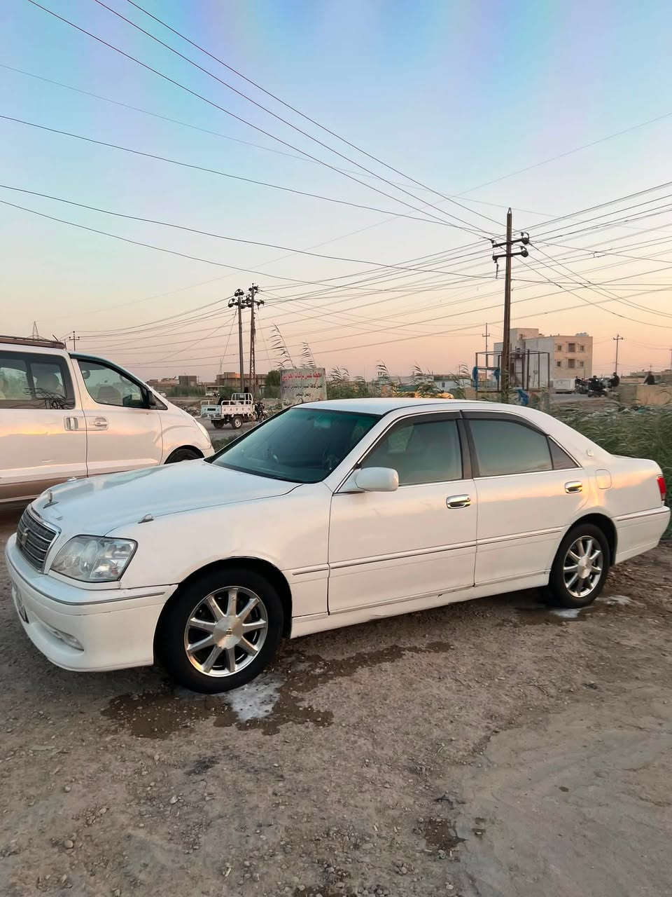 ملكه موديل ٢٠٠ رقم ذي قار نكليزي
تحويل ثاني يوم كفاله كص ونقل 

بيهه ضربه بالوره وبارد بالجاملغ الكدام

الباقي كفاله مكينه ففتي خير من الله 

كير تبريد ثلج حداده خير من الله

٣ دكم برده خلفيه كرستال اصل سياره

مكاني ناصريه شطره سعر 105

***********
