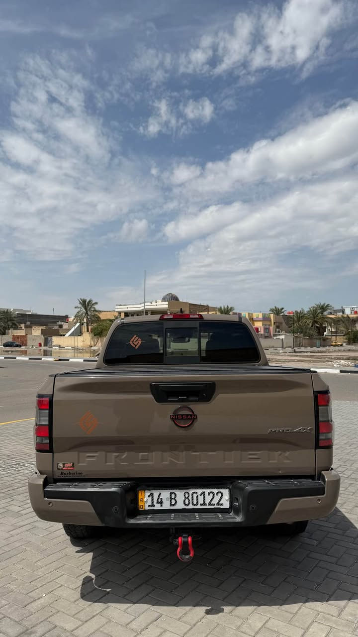 السلام عليكم 
نيسان فونتيرا  / تقرير  غرق الموديل / 22
السياره فول/ برو / لون مميز / عسكري
اعلى مواصفات
السياره جاهزه من  كلشي
السعر / 275 وزقه
رقم بصره انكليزي
وتساب موجود شوكت ماتتصل
***********
تحياتي للجميع البصرة, العراق
