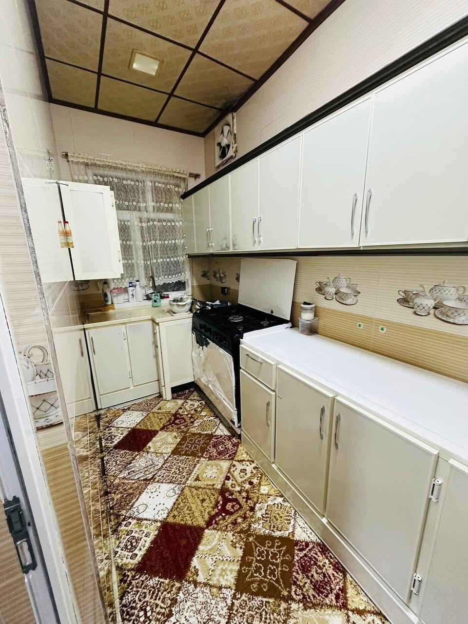 سلام علیکم

#خانووي روكن و ناياب و فول مواصفات بۆ فرۆشتن 💒⛪
ناونیشان 📍كه لار /قه زاي  سموود 🌆🏤

🔷گەڕەکی ژاله(زماونگه يكان)
🔷خانوكه روكنه شوينيكي دلگيري هه ييه
🔷نزيك مزگةوت و قوتابخانةييه
🔷ڕووبەری ١٠ بە ١٠=١٠٠ مەترە 📏📐
🔷تاپؤي يه ك ناوه✅ 
🔷كامل كاشيية
🔷سقف پلاستيكه
🔷دكتى تيداية بؤ هةموو ژوورةكان❄️
🔷دةرگاى پلاستيكه🚪
🔷رووى لة خؤرى ئيوارةية🌅☀️
🔷ديوارى كامل كاشيية
🔷شوێنێکی زۆر خۆش و دڵگیری هەیە🌄🎆

🔴ژوورەکانی ئەم خانووە پێکهاتووە لە ⬇️
🔶میوان 🚪
🔶مطبخ 🥄🫖
🔶مساعد مطبخ 🍴🔪
🔶هۆڵێک 🖼️
🔶ژوورێکی نوستن 🛏️🛋️
🔶ڕۆشنایی 
🔶مشتەمەلات 🚿🛁

بؤه زانيني نرخي ئه م خانوانه خاليك له كوميند دانه

بؤ زانيارى زياتر پةيوندى بكةن بة يةكيك لةم ژمارانةى خوارةوة👇
📞☎️
***********
 

ناونیشانی نوسینگە خؤرنةوةزان ◀️ بەرمبەر مزگەوتی  ئاسودة  

ئێوەی بەڕێزیش هەر موڵکێکتان هەبوو بۆ فرۆشتن یان ویستان بیکڕن دەتوانن ڕەسم و زانیارییەکانتان بنێرن بۆ ژمارە ڤایبەري 📳✅***********
