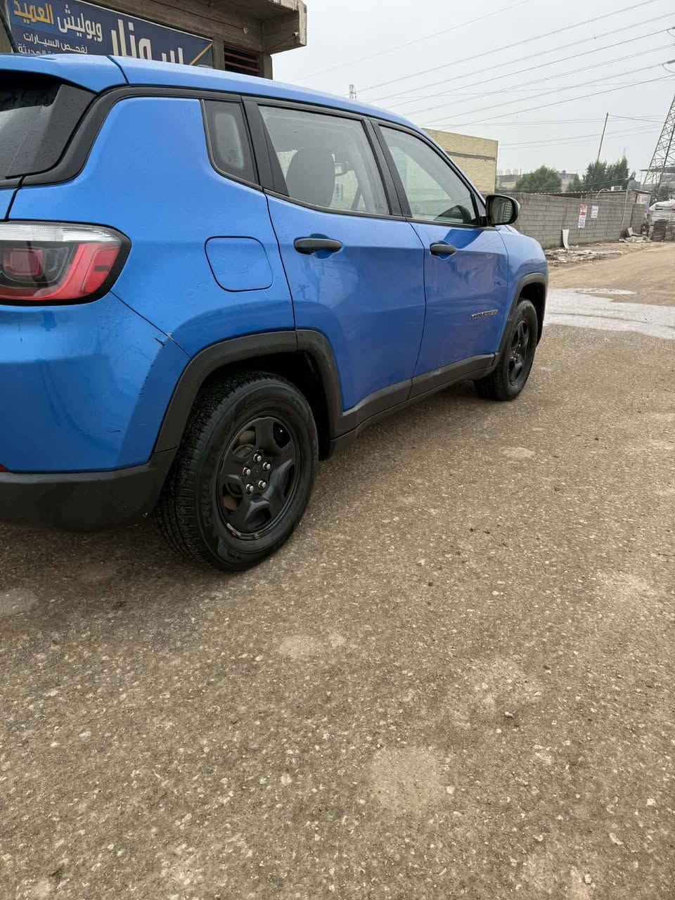 جيب كومباس
الموديل / 2018
الضرر و السونار/ واضح مع الصور 
ماشيه/65 الف 
محرك/2400
مواصفات سبورت نص فل 
رقم بابل حادثها فقط دعاميه اماميه من امريكا هنا بلعراق نصبغ جاملغ امامي اثر شخوط بدون ضربه شواصي ولغود سليمات كير مكينه كله سليم سياره جاهزه حداديه جديده وسونارها وياها 
السعر/118 ورقه 
مكانها كربلاء
***********
