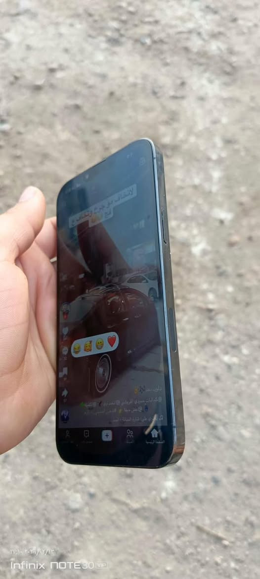 السلام عليكم للبيع ١٣ برو ماكس ذاكره ٢٥٦
لون اسود الجهاز كلش حلو بطاريه ميه مبدله قبل يوميه اصليه بي فقط البطاريه مبدله والضهر مكسور والباقي كله شغال السعر ٤٩٠ الف مكاني بغداد ناحيه الرشيد  رقمي ***********
