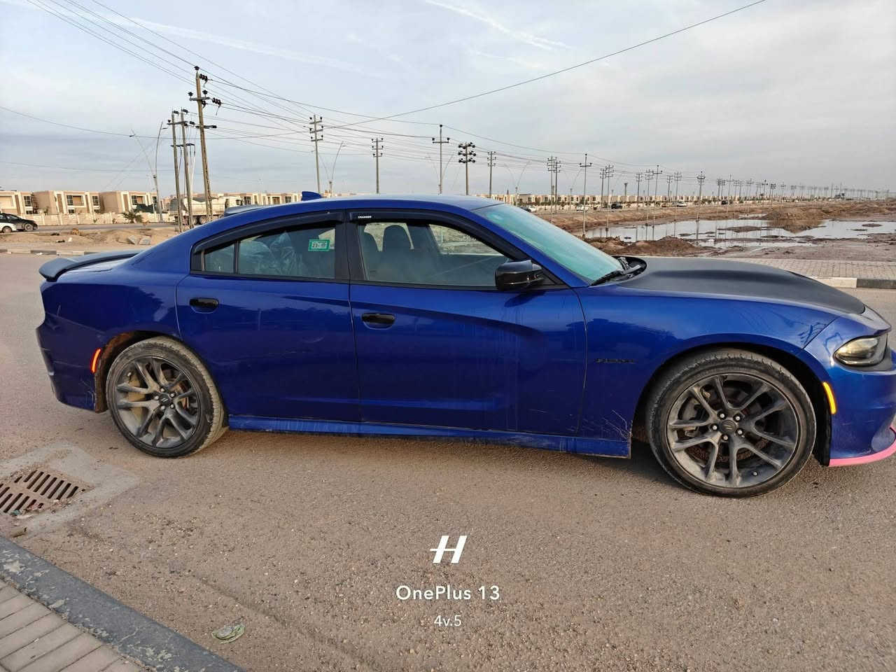 دوج تشارجر RT 2022 (للبيع أو مراوس)
اللون: جويتي.
الممشى: 80 ألف كم.
الرقم: بصرة إنكليزي .
السنوية: نافذة لغاية 2029.
الحالة: صور الحادث والسونار مرفقة بكل شفافية.
✨ الإضافات والمميزات:
الداخلية: دركة RPM + داخلية كاربون فايبر كاملة.
المحرك: شوته AFE مغلقة + ولف حرارة Racing 82C + Oil Catch Can.
الخارجية: منظومة زينون + عين الشيطان + دبات كاتم صوت.
📌 ملاحظات:
شخط خفيف بالباب الخلفي جهة السكن.
السعر: 245 ورقة (بيها مجال للجادين).
المكان: البصرة – شط العرب.
للتواصل: 📞 ***********
