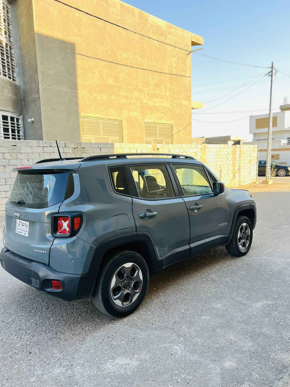 سلام عليكم جيب رينكد2017فول مواصفات عدا الفتحه كير ومحرك وحداديه كفاله تخم تاير جديد مال جناي جاهزه الاخير بيها3قطع صبغ 
السعر105وبيها مجال 
الاتصال***********
مامتواجد بلخاص 👆👆
تحكم استيرن 
كامره 
تشغيل عن بعد 
كامره 
شاشه
حساسات
