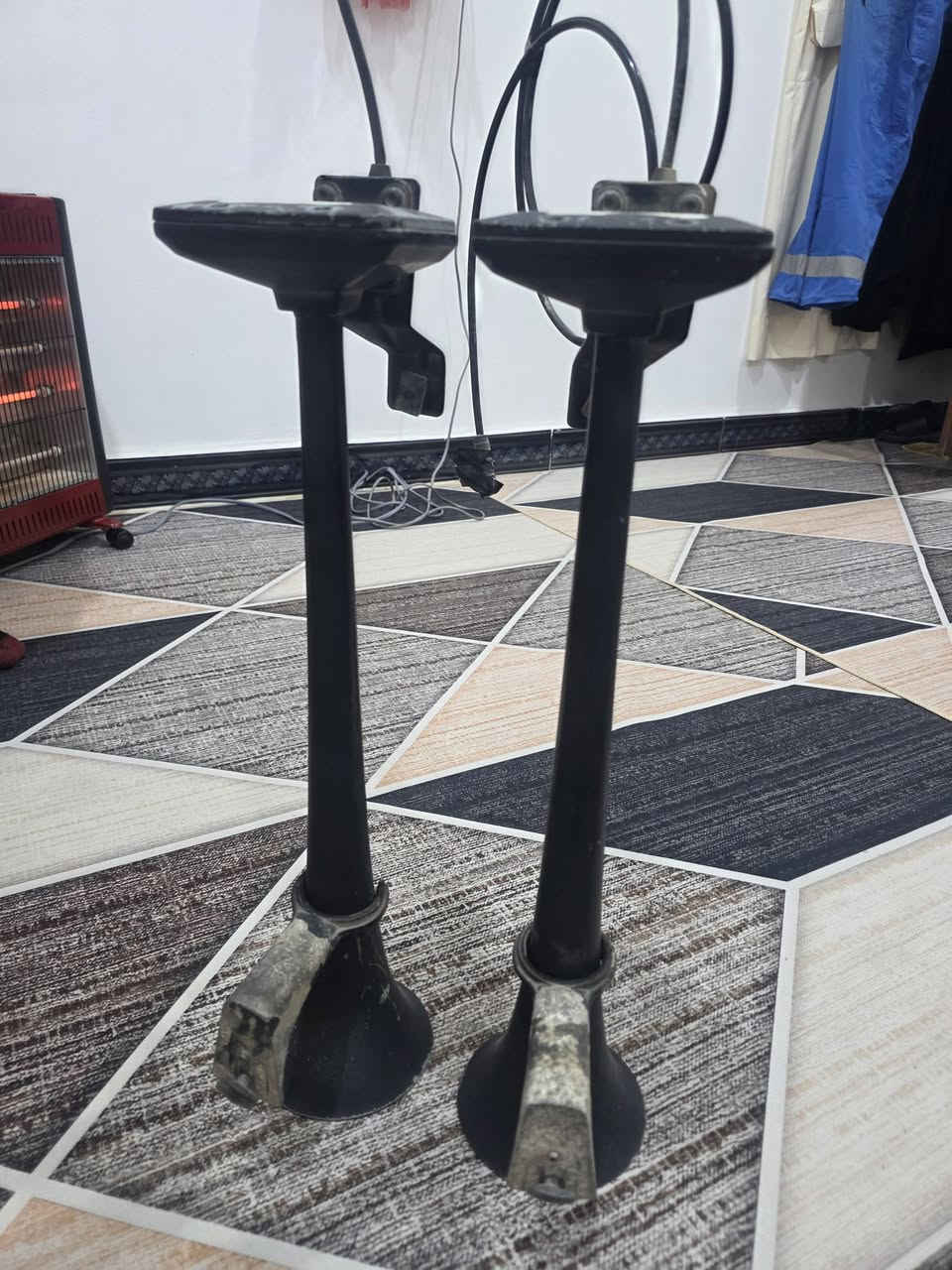 سلام عليكم هورنات للبيع مال فتح لاستفسار ***********
