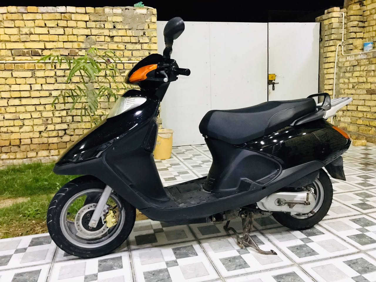 دراجه سبيسي ياباني مجفته مره وحده تجفيت اصلي كله محرك اخرس وناعم وخير من الله شلعه دبلات شغاله   سلف هندر شغالة  كهربائيات كلها شغاله نظافته حلوه مكاني  كوت شهداء ب700وبي مجال ***********الاستفسار ع رقم فقط المو شراي لا يخابر
