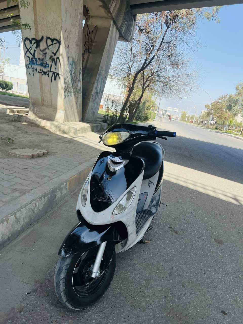 سلام عليكم ماكس منغولي بوشه55 ماطور ع بلاد صالنصه شادها ب60 كهربائيات سلف كله شغال وبشرط للبيع سعر 450 وبي مجال مو رقمي ***********
