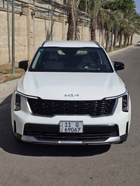 سورنتو خليجي مديل 2025 فول قماره حديد  بيه مكانين بارد اصغار  مكفول من...