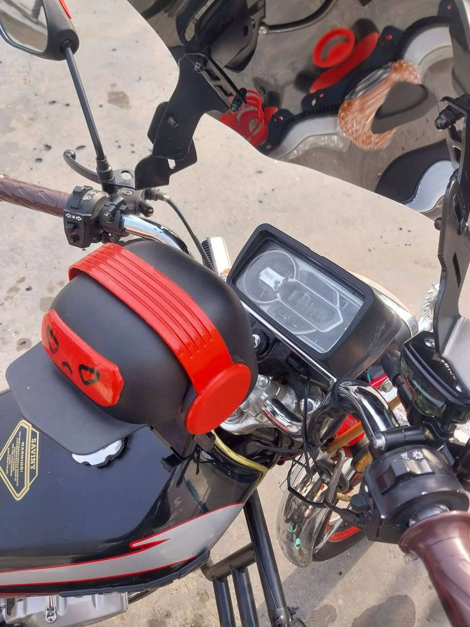 دراجه سونك 5 كير 2023 مكفوله كفاله عامه اوراقه ورقه بيها الورقه الاصلية دراجه نضافه شوفت عينك تجي تفحص وتشوف نقصها كهربائيات بس جانن يشتغلن بس بيا طبك صار وطفن ب 475 وبيها مجاال للشراي مكان الرضوانيه معرض ابو خلوود


**إذا كنت صاحب هذا الإعلان وتريد حذفه لأي سبب، رجاءا أرسل رسالة إلى الدعم الفني**