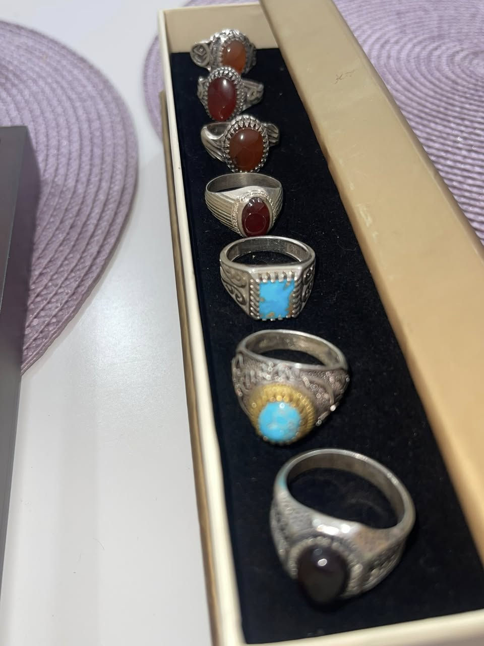 خواتم فضة عيار ٩٢٥ مع احجار كريمة آصلية ١٠٠٪؜ قطع نادرة وفريدة ، التغليف مجاني مع كل طلب هدية شموع معطرة توصيل بغداد وجميع المحافظات خلال شهر رمضان ٣ الاف فقط !!🔥


**إذا كنت صاحب هذا الإعلان وتريد حذفه لأي سبب، رجاءا أرسل رسالة إلى الدعم الفني**