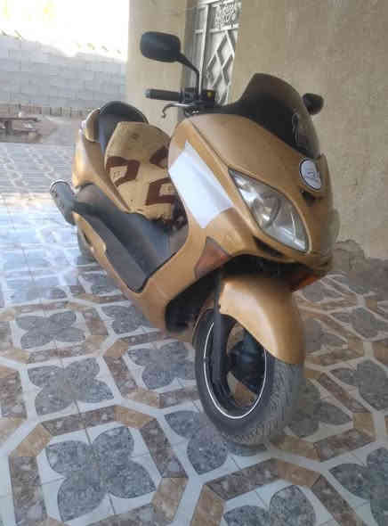 السلام عليكم فورزه0▪︎8دراجه حلوه مكينته لا تبخير ولا تنقيص دراجه كير ملغي السعر 850بيه مجال واسط الزبيديه 
الاستفسار ***********
