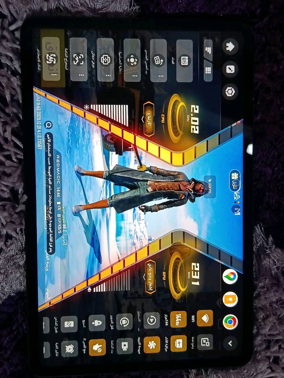 سلام عليكم ايباد ريد ماجك 
1-الشاشه 144 هيرتز 
2-البطاريه 1100 شحن سريع ربع ساعه يشحن فول
3-معالج سناب دراكون 8 اخر جيل 
4-مروحه تبريد 
5-رامات 12
6-التخزين 256
7-ما بدل بي اي شي وشرط نروح لمصلح يله تشتري فقط كارتونته ضايعه 
8-الشاشه ولا زلق بيها 
9-بس بي بل حافه طخه خفيف ما مبين 
9-رايده ب٧٠٠ وبي مجال او مراوس مكاني البصره