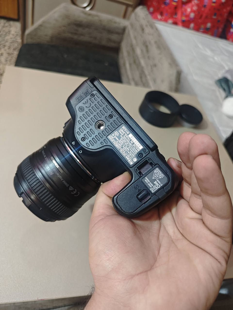 كامرة نيكون D5600 للبيع وياها عدستين موضحات بالصور 
الكامرة نظيفة كلش مامستخدمة هواي استخدام شخصي 
وياها كل ملحقاتها 
مستعجل على بيعتها انطيني سعر بس لاتكسر بيها


**إذا كنت صاحب هذا الإعلان وتريد حذفه لأي سبب، رجاءا أرسل رسالة إلى الدعم الفني**