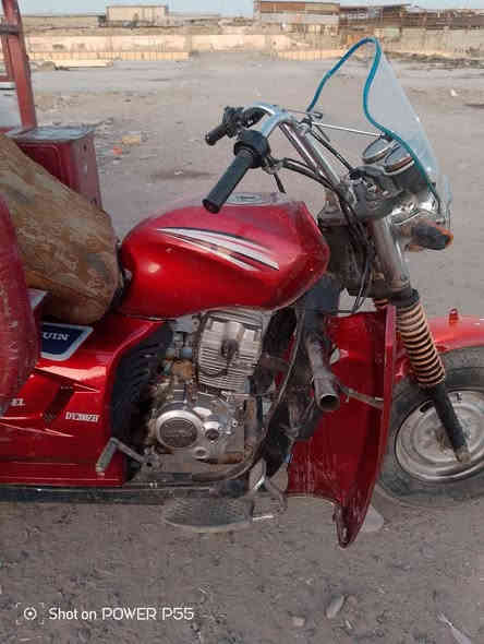 دايوان موديل 2020 مكينه 2025 مكينه مكفوله اوراق اصوليه مانقصها شي بس الباتري تعبان السعر 1100 وبيها مجال شي قليل المكان بمدينة الصدر ***********
