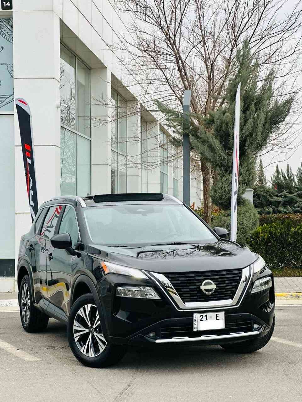 Nissan rogue SV plus AWD 2023 

نیسان ڕۆگ ٢٠٢٣ مەکینە ٣ پستۆن تۆربۆ 
سەیارەکە ١ پارچەی بۆیاخە تەنها بۆنید بێ ناو گرتن 
فوول مواسەفات  ...... دەبڵ ئەکسل AWD 
پانۆراما/ بەسمە/ شەغال/شاشە گەورە/کامێرا/ پەردەی شەریکە/
٤ جام کارەبا و ئۆتۆ / تەبرید مەرکەزی/
ئۆتۆ هۆڵد/ برێک بەسمە /ئۆتۆ ستۆپ/
کامل رادار / ڕاداری پێش و دواو تەنیشت و ئاوێنە/
ڕاداری خەتی جادە سوکان کۆنترۆل / کوشن هیتەرو کارەبایی/ سوکان هیتەر 
سوکان ڤۆلێۆم و تحديد سورعه 
ناوی ٢ ڕانگ / دەرگا بەسمە بە پێی دورو نزیکی دا ئەخرێت و ئەکرێتەوە/سندوق بەسمە/
گێڕ ئۆتۆماتیک و عادی/  گێڕشەفت/ 
٥ مۆدی لێخوڕین 
_snow  Eco _ normal _sport
لایت ئۆتۆو و زینۆنە لایت و بەگ لایتی لیدە پێش و دوای 
گێڕ و مەکینەی لۆکە ماشاءالله بە شەرت 
تازە ڕۆنی مەکینەم بۆ گۆڕیوە 
سەیارەکە لۆکە ماشاءالله تەنها ٢٥ مایل ڕۆشتوە 
ڕەقم سلێمانیە سەنەوی تازەیە بە ناوی خۆمەوەیە تا ٢٠٣٠ تەحویل و غرامە بە شەرت 
سعری ١٧٢ و معامەلە
***********
______________
Nissan Rogue 2023 SV 
نيسات روج ٢٠٢٣ SV 
ماشيه ٢٥ ميل فقط سيارة جديدة 
ملاحظة// سيارة بي بنيد صبغ فقد بدون دواخل 
رقم سليمانية سنوية و هزة جديدة بأسمي لنهاية 2030 
 سيارة جديدة ماشاءالله محرك كير مكفول بشرط ...
المواصفات : فوول 
بانوراما:
شاشة كبيرة لمس+كاميرا 
بردة شركة 
دشبول ديجيتال 
بصمة تشغيل
بصمة ابواب
بصمة صندوك شفت 
هاند بريك بصمة 
تشغيل عن بعد
اوتو ستوب 
كشنات كهربائي 
دخول ذكي عند التقرب
لايتات خلفي وامامي زينون فولل
لايتات و بگلایت ليد و زینون بلادي 
رادار امامي (تحديد مسار)
رادار جانبي (نقاط عمياء)
رادار خلفي (تحذير من الاصطدام)
حساسات جانبي و خلفي 
تبريد قطعتين لمس
ويل كروم
تحكم وضعيات القيادة...Drive Modes وضعيات 5
كير اوتوماتيك و عادي 
٥ مود Eco _ normal _ sport _ snow 
هاند بريك بصمة
اوتو هولد Auto Hold
مانع انزلاق+ABS
مكان السيارة :سليمانية 
سنوية و هزة جديدة بأسمي لنهاية سنه ٢٠٣٠
***********
سعر ١٧٢ و مجال السليمانية, العراق
