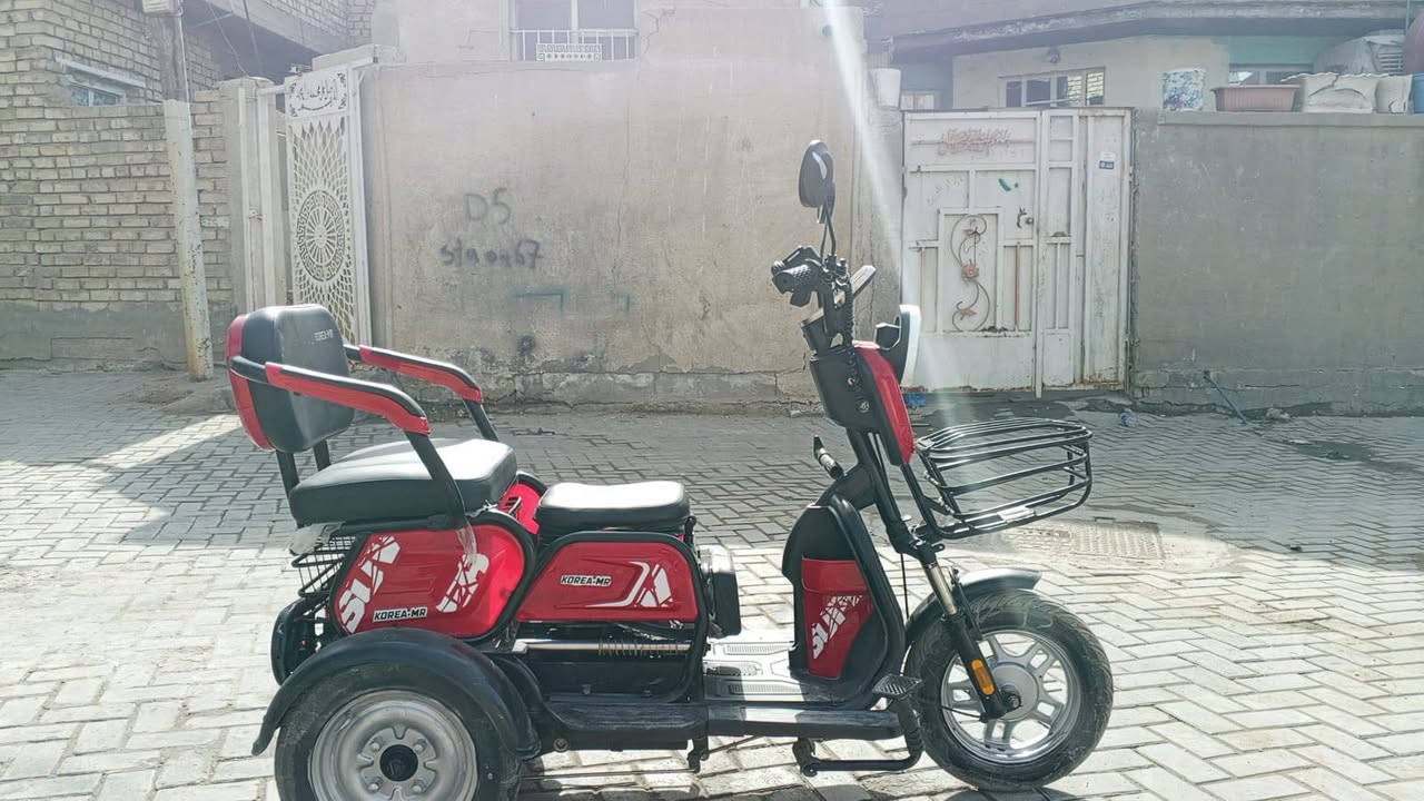 سلام عليكم ورحمه الله 
دراجه شحن موقين 
موديل 2025
دراجه حلوه خير من الله 
السعر 550وبيها مجال


**إذا كنت صاحب هذا الإعلان وتريد حذفه لأي سبب، رجاءا أرسل رسالة إلى الدعم الفني**