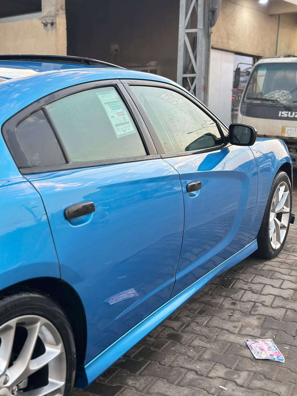 السلام عليكم جارجر 2019 جتي خليجي فول للخيرر رادارات حساسات كشنات  حضن ستيرن كهرباء لون بحري مميز  رقم بغداد  راعيه بل بصره مشروع وطني ما بيه اي نقص حته تخم تاير توه جاشد ويل ٢٠ بلاد حادث ٣ قطع بل عراق  مكان السياره بصره هاذ  رقمي ***********
