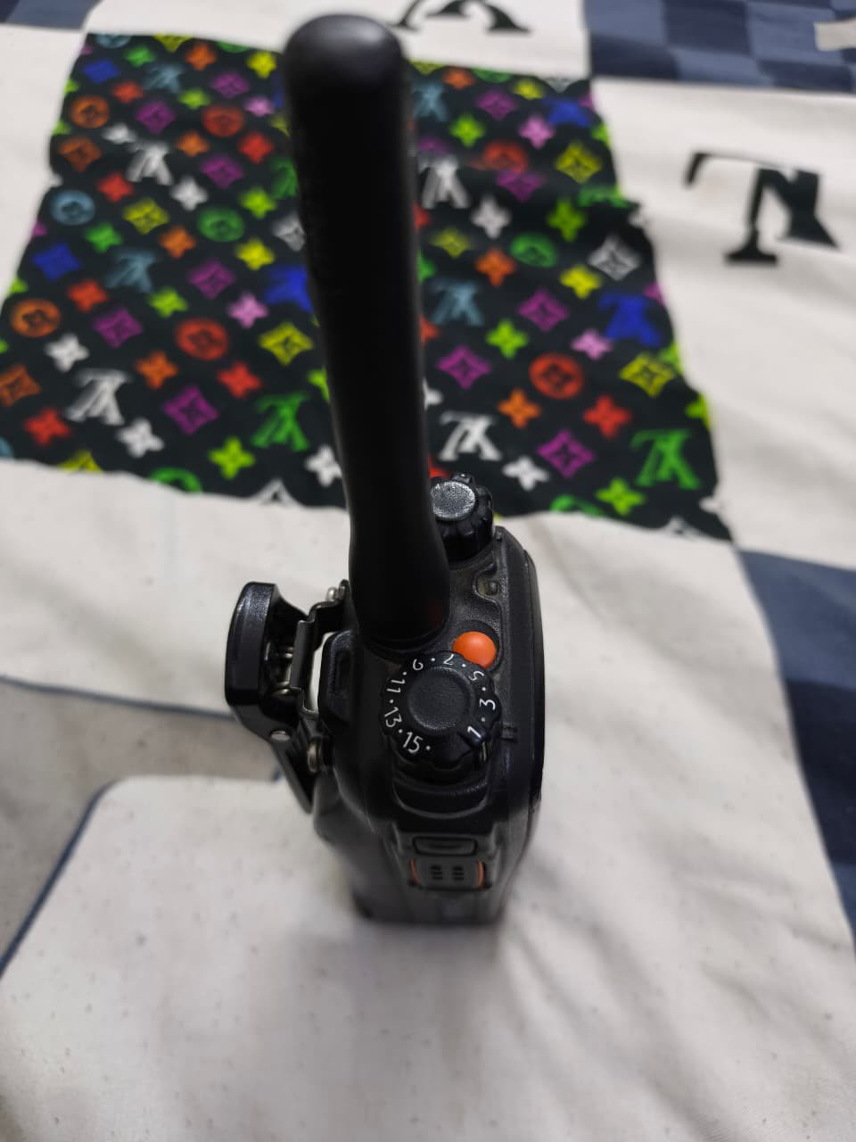 هايتيرا اصلي وكالة مصفر غير مبرمج وغير مقفل
ويا سماعة شفافة VIP وغراضة كاملة
سعره 450 الف
ملاحظة هذا فول كربشن فول كربشن مو عادي


**إذا كنت صاحب هذا الإعلان وتريد حذفه لأي سبب، رجاءا أرسل رسالة إلى الدعم الفني**