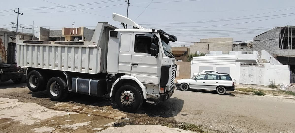 أسكانيا 113
كير 5-5
سنكل بومة دسك +شاصي طويل 
محرك + كير +اكسن شرط
تبريد شغال+حصة كاز 
السيارة بدون حادث او طخة 
#السعر230وبيها مجال… مراوس ومقدمة مابيع
رقم نينوى اجنبي مسطرة#شرط التحويل
#***********
