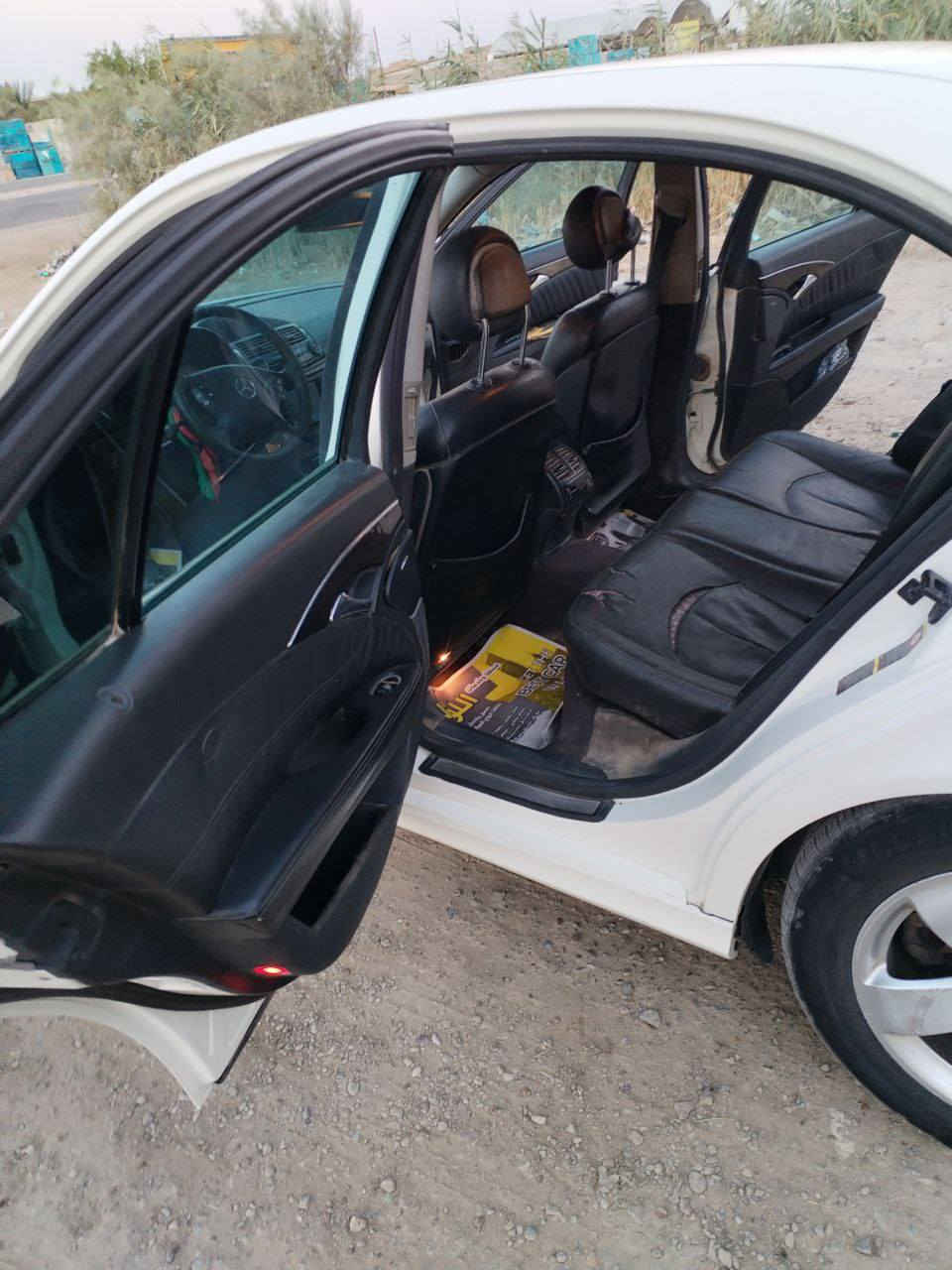 مارسيدس أم  211 مديل 2003 وارد ياباني للبيع المكان ناصريه سوق الشيوخ الاتصال على الأرقام التاليه *********** ***********
