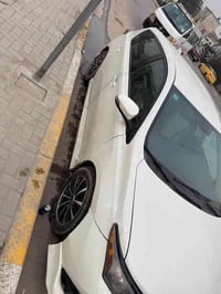 كورلا im هاتش باك موديل 2018 بيها جاملغين صبغ فقط بدون بجم ايرباك البر...