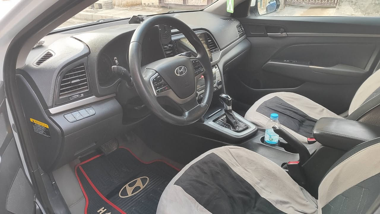 النترا موديل ١٧ فول مواصفات للمتد بغداد بأسمي ضربة امريكا ربع من الباب خلف السائق بلعراق  صفحة السائق والبنيد  بس صبغ أثر اشخوط السعر ١١٤ وبيها مجال للشراي ***********
