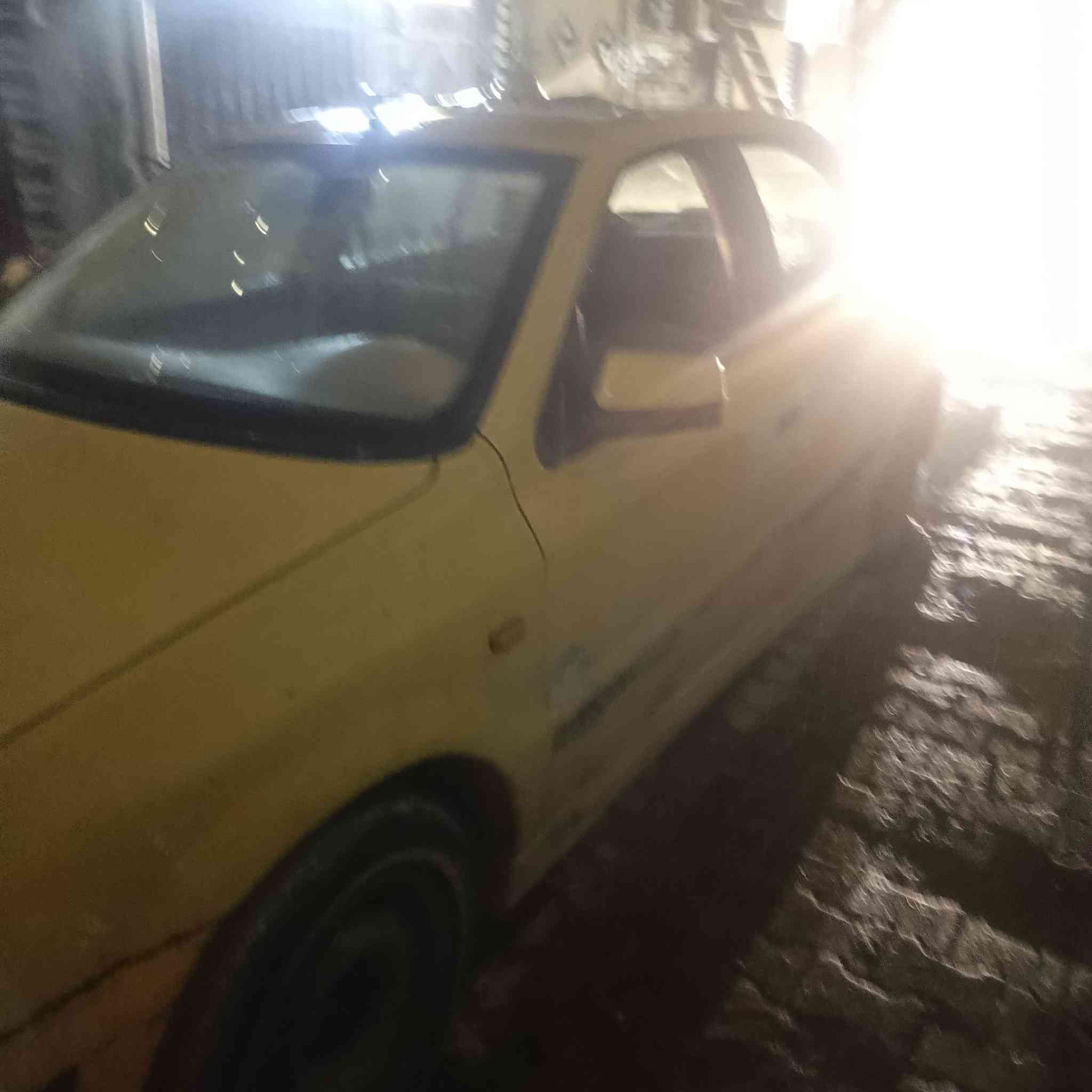 سمندموديل 2011مكينه بيه تبخير قليل رقم بابل  مصفره غرامات وهبئه شغاله وين ميعجبك روح بيهه تحويل مباشر السعر 14 اوبيهه مجال ***********
