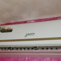 عندي سبلت اخو جديد بس حتاجيت وريد  ابيع  وهذا رقمي 07807547496