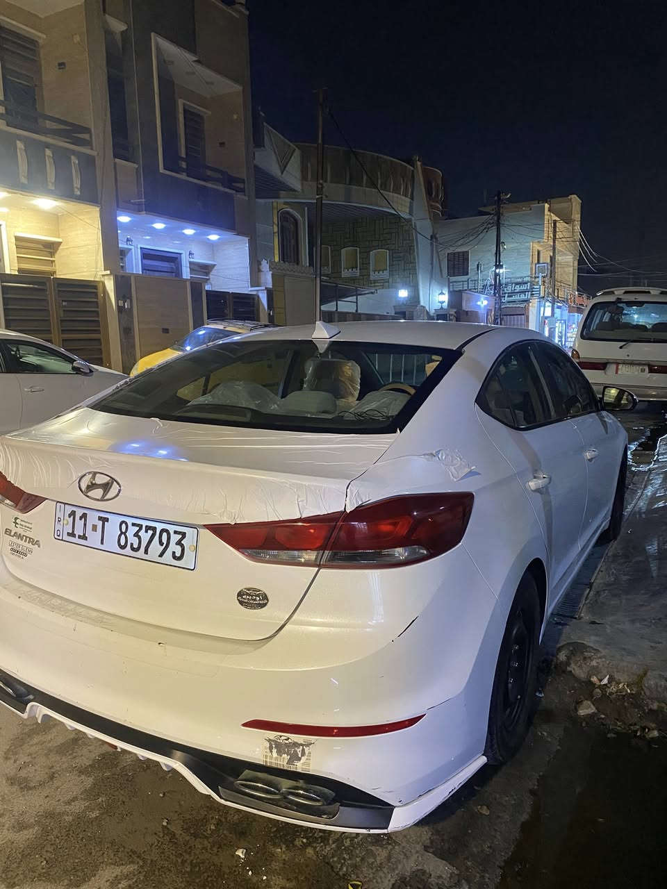 السلام عليكم الانتره 2017 سياره كير مكينه خير من الله حادثه بنيد فقط وليبا واحد السياره مكشره فقط السعر 115وبيه مجال ***********
