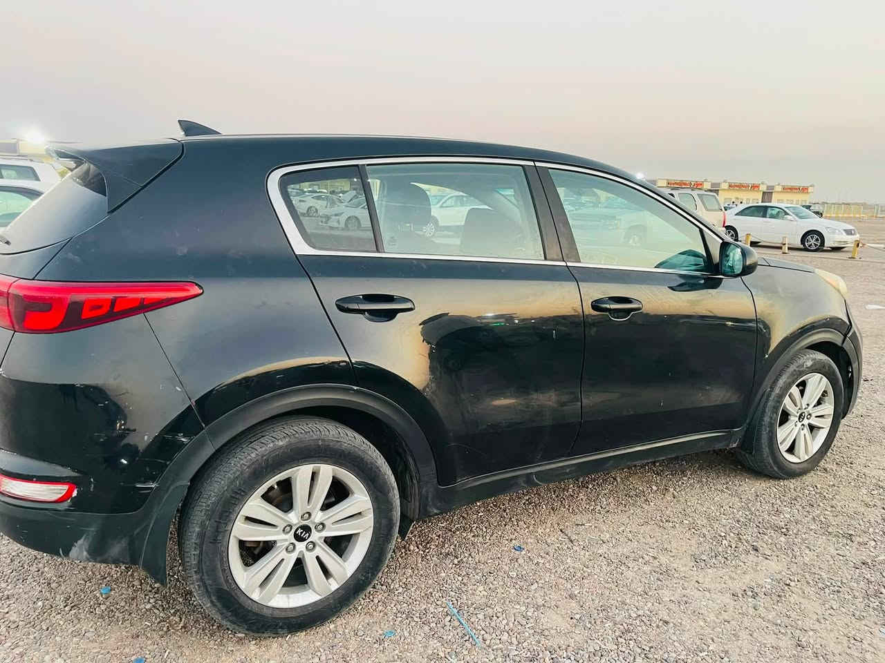 كيه سبورتج 2019 أمريكي حادثه الداير الفوك التاير  حتى ماواصل لقبق مال بانزين الباقي مكفوله السعر 140 وبيه مجال الاستفسار ***********
