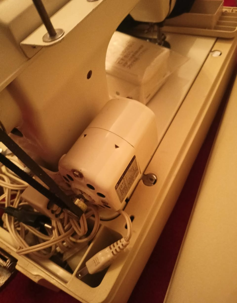 مكينه برذر مؤسسه نضيف حيل يوجد توصيل جميع المحافظات ***********  ***********
