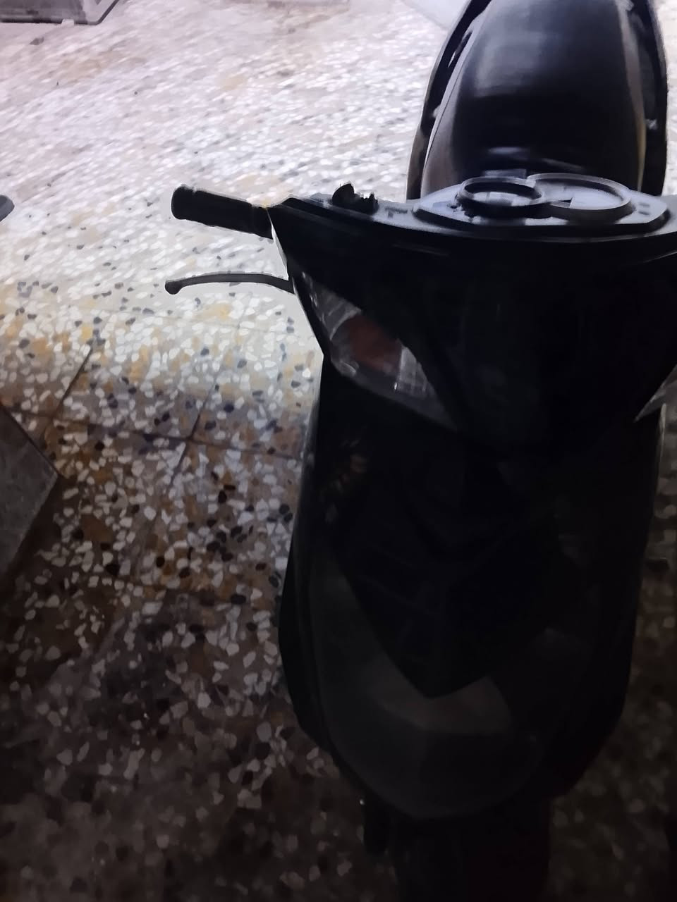 السلام عليكم سكنس فحل كوري بوشه58 الدراجه نقصه بس باتري هيه تشتغل سلف نكره السعرة650 مال بيع 600قفل الشراي ينتصل الواتساب ***********
