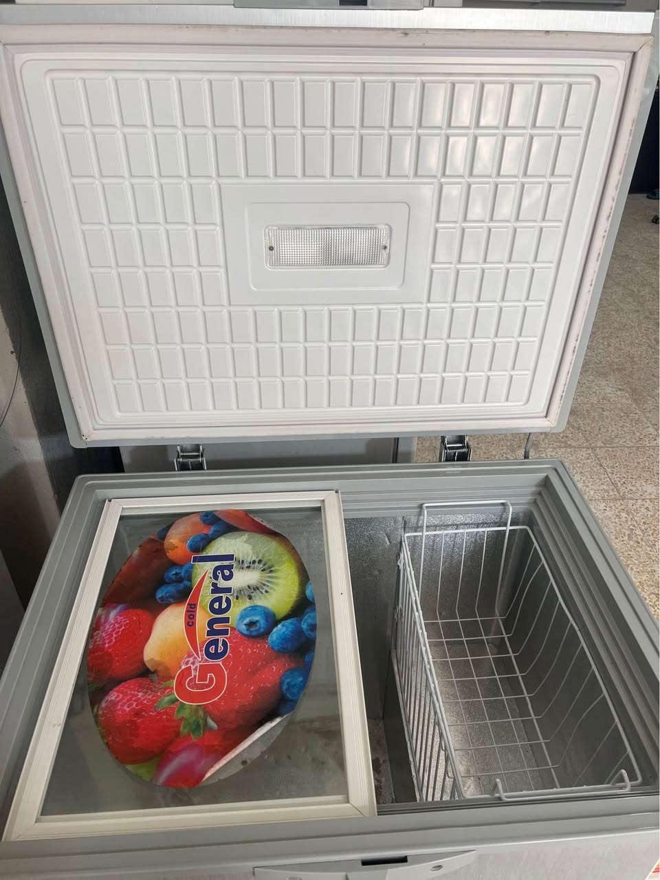 مجيده  مستعملا جند روزا كه له ك باقزه سعر 180 هزار بيجه ك مجال 
*********** كورك واتساب سميل, دهوك
