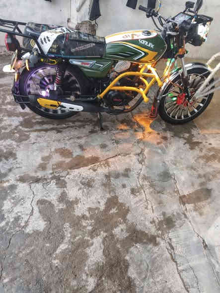 سونلك محرك200ماناقصه شي موديل25 بي منفيس لون مميز ‏‪***********‬‏
