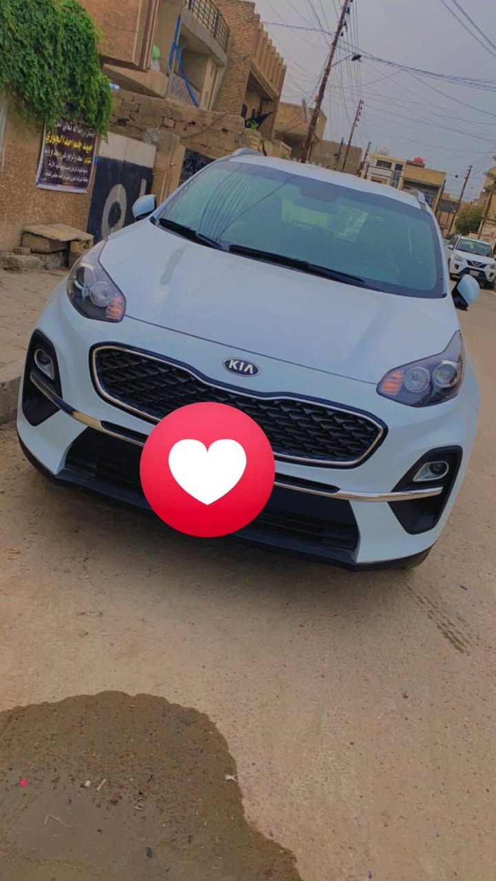 كيا سبورتج خليجي موديل 2021
رقم بغداد 
ماشيه 111كم 
كير محرك مكفولات ع وضع الشركة 
بيها بارد بالجاملغ الخلفي كد شبر 
+بارد بالجاملغ الامامي موضع بالصور 
السعر205 وبيها مجال
بغداد حي الجهاد


**إذا كنت صاحب هذا الإعلان وتريد حذفه لأي سبب، رجاءا أرسل رسالة إلى الدعم الفني**