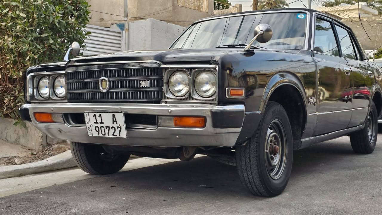 السلام عليكم الغوالي اكراون موديل ١٩٧٧ مكينه ونجي باور استيرن اصل تبريد رقم بغداد  الجديد هزه جديده مكان السياره بغداد مقابل مرور الطوبجي اي استفسار اتصل ***********
