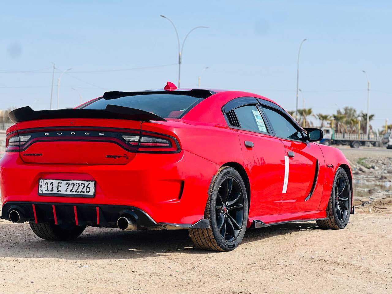 السلام عليكم
جارجر 16 اصل تحويل مباشر رقم بغداد 
وارد امريكي جاملغ امامي وخلفي وبيبان كلير ٤ قطع صبغ جهة الصدر 
محرك ٣٦٠٠ مكفول كير واكسل تخم تاير ويل بلاك توب جديد 
تحديث كامل srt مع كت كامل لحايه 
مواصفات الجارجر عدا الفتحه 
تو ويل مع حجر بلاد 
تبريد مبرمجه على ٢٠٤ تشتغل سرعه حماوه بالصيف ماكو 
بالخير على الياخذه سعره ١٧٥ للاستفسار الاتصال ***********
***********
وسلامتكم مكاني ناصريه الغراف
