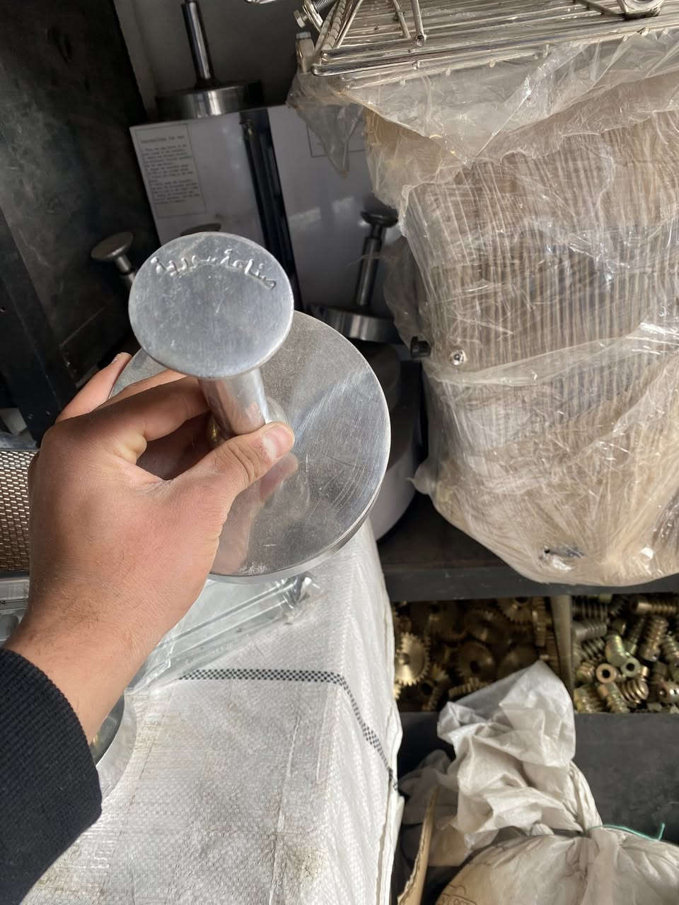 متوفر توصيل كل انحاء العراق *********** العنوان بغداد العلاوي شارع ٦
