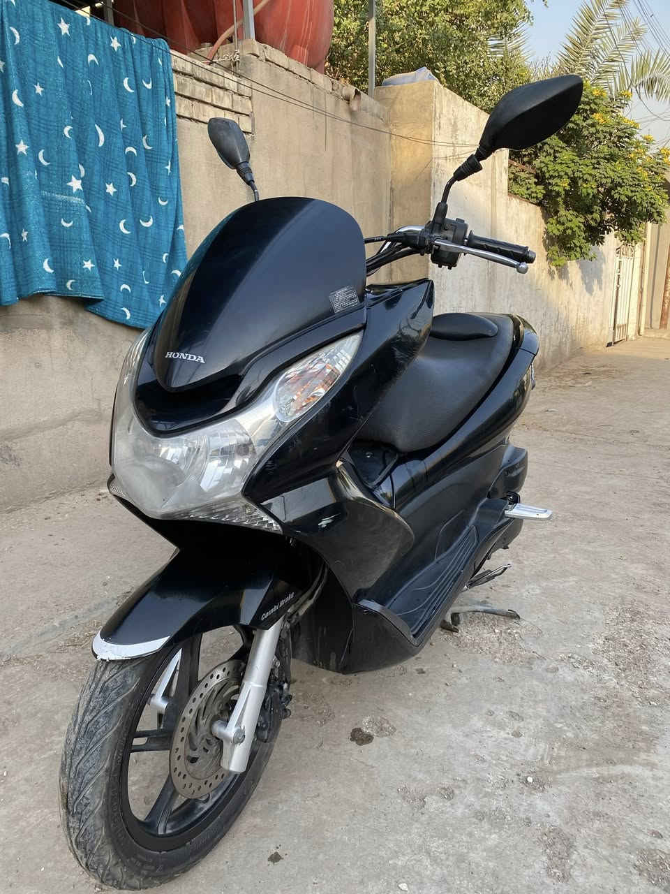 شونكم شباب بي سي اكس جيل اول مكفولة عامة دراجة برغي ممفتوح بيهة السعر / مليون 300 وبيهة مجال حك الجية هاتف ***********
