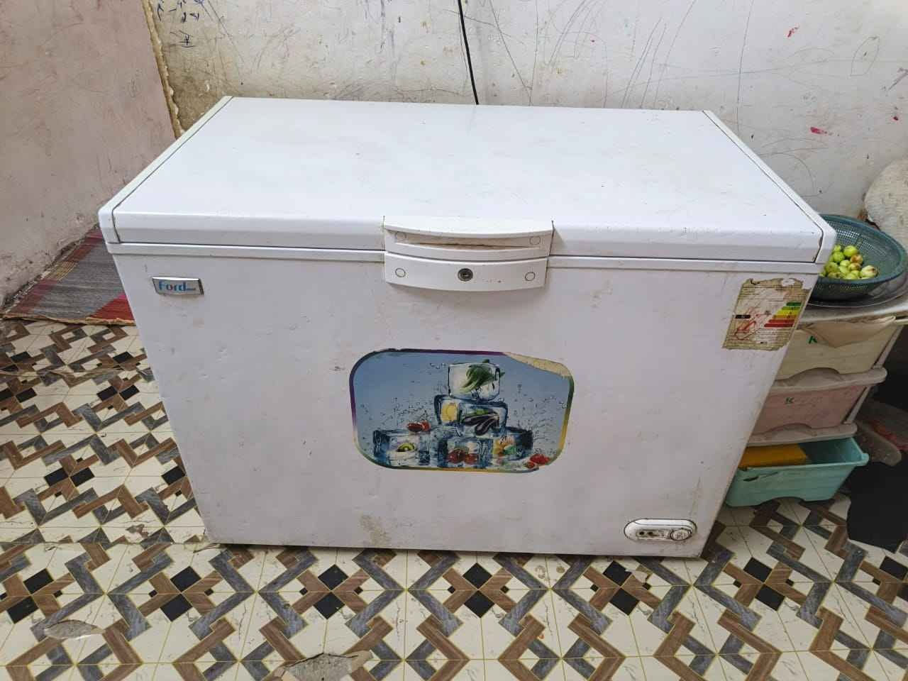 حياكم الله هاي مجمده عملاقه الحجم ماداخله تصليح نهائيا ونضيفه    يردوها300مع المجال البسيط.... وهاي الشوايه مال كص تخبل وشغالات كول عيونهه ع فحص ب170 ....
 كراسي كلهن شغالات ومرتبات اسعارهن الابيض وبي جوزي 120...الاحمر ب75.....الجوزي وذهبي 80   اما الامرايه عملاقه ب50  تخت مال جربايه مع دوشك  تسكام قويه ب70هيه ودوشكهه مكان كربلاء الشراي خاص ويشلع عيوني Singapore


**إذا كنت صاحب هذا الإعلان وتريد حذفه لأي سبب، رجاءا أرسل رسالة إلى الدعم الفني**