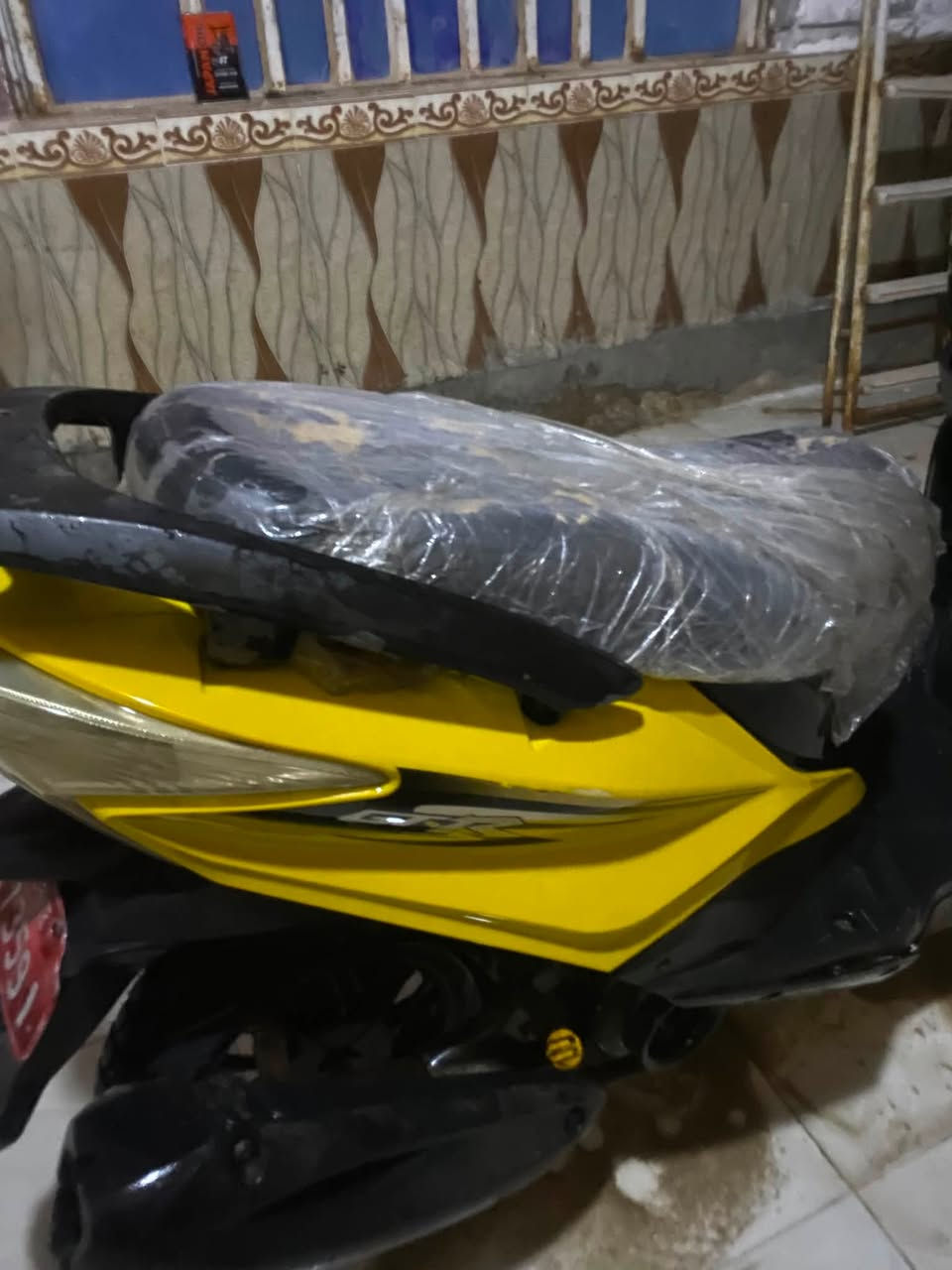 السلام عليكم
دراجه ماكس gtr الدراجه مكينته مامفتوحه شرط جيب مصلح وياك وافحص المكينه تخبل شلعه ومعدله اي نقص مابيها كلشي شغال بيها سلف هندر اشاير لايت عالي ناصي سكن هورن كلشي شغال الدراجه قبل ٨ اشهر طلعت من وكيل خير من الله نقصها بس ستان النص وحتى مايأثر لان بيها ستان صفح مكانها البصره الجزيره سعرها ٥٧٥
***********
