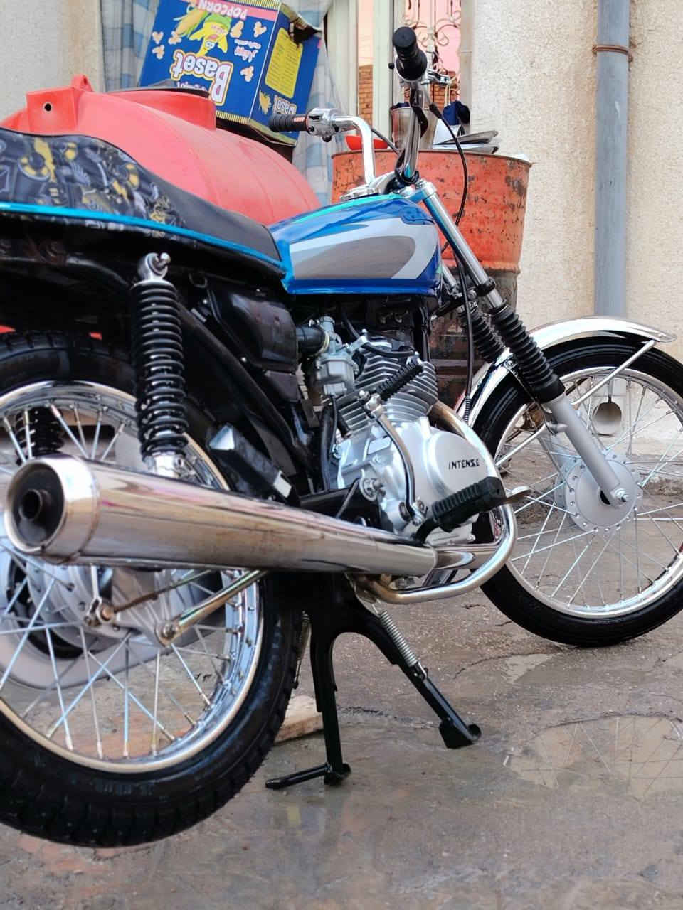 سلام عليكم دراجه انتنس للبيع الدراجه كلك كلك مكاني مشرح لسعر 725وبيه مجال قليل حك لجيه دراجه كلفه شلعه ومعدل؟


**إذا كنت صاحب هذا الإعلان وتريد حذفه لأي سبب، رجاءا أرسل رسالة إلى الدعم الفني**