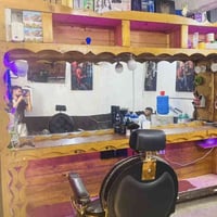 ميز حلاقة • ٣متر ونص • العيون