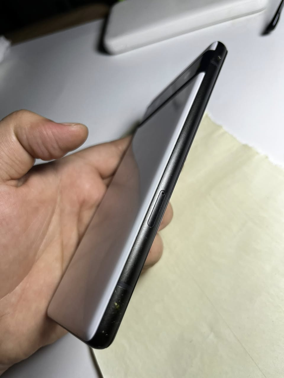 Google Pixel 6a
نظافة 90‎%‎ 
خط خفيف مرات نادرة يطلع فقط من تضغط بطرف الشاشة و يختفي ورة دقايق 

السعر 125 الف قفل مع التوصيل


**إذا كنت صاحب هذا الإعلان وتريد حذفه لأي سبب، رجاءا أرسل رسالة إلى الدعم الفني**