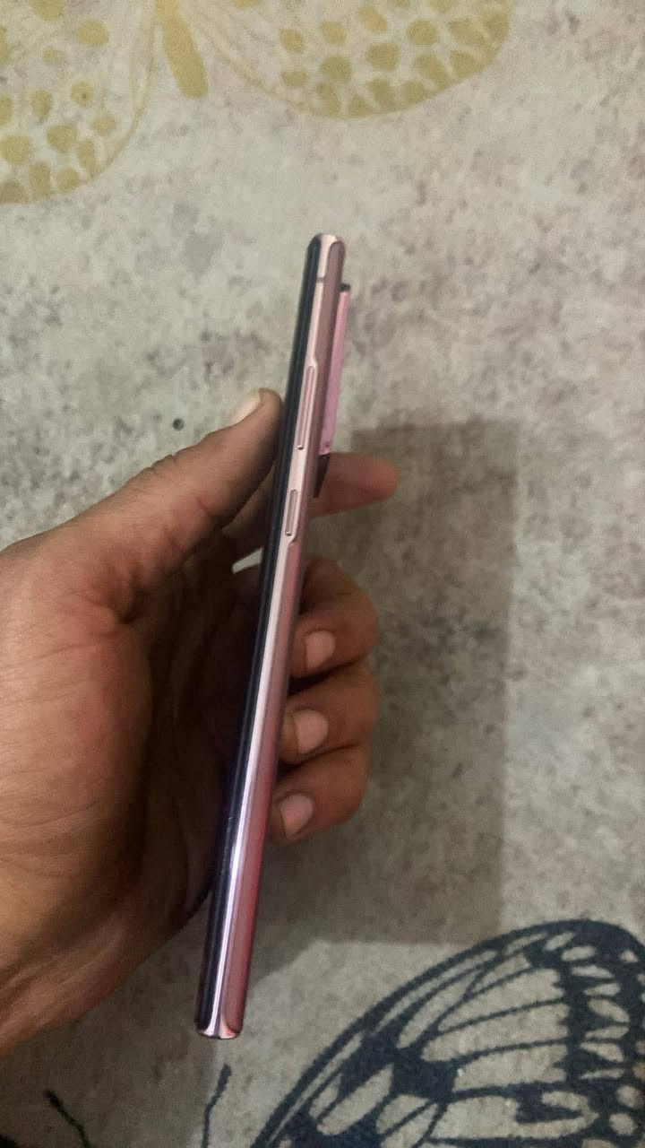 نوت 20 الترا C5 ذاكرته 256 الجهاز نضيف وكلشي بي شغال شحن كامرات تكنيك سمعات صوت سيمركرتات بصمه وجه وبصمه بالشاشه قلم كلشي بي شغال والجهاز ابد مداخل مصلح ولا غير المصلح
عل الفحص وعل الضمان تأخذه سعره ب 300 الف وبي مجال لشراي يرهم مراوس وطي فرق أو أخذ فرق حسب الجهاز مالك مكاني ابغداد بلمدينه الصدر توصيل ماعندي


**إذا كنت صاحب هذا الإعلان وتريد حذفه لأي سبب، رجاءا أرسل رسالة إلى الدعم الفني**