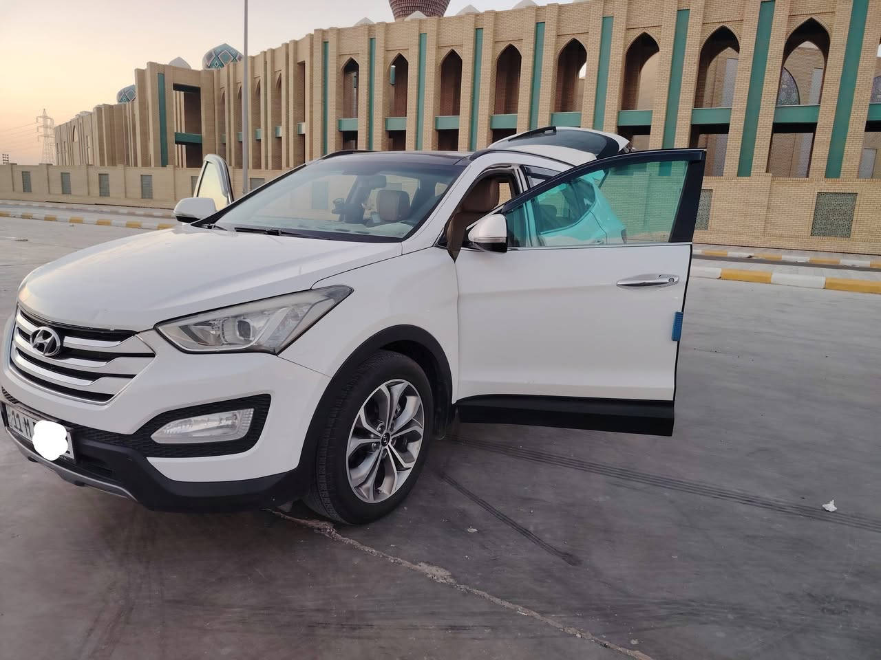 سنتافي مديل ١٥ خليجي مكينة 3300 رقم بغداد ٧ راكب بانوراما اشياير مري تبريد ٣قطع شاشة كبيره بعد وصفات هواي سونار موجود مكان سياره الكوت سعر ١٧٥ ***********
