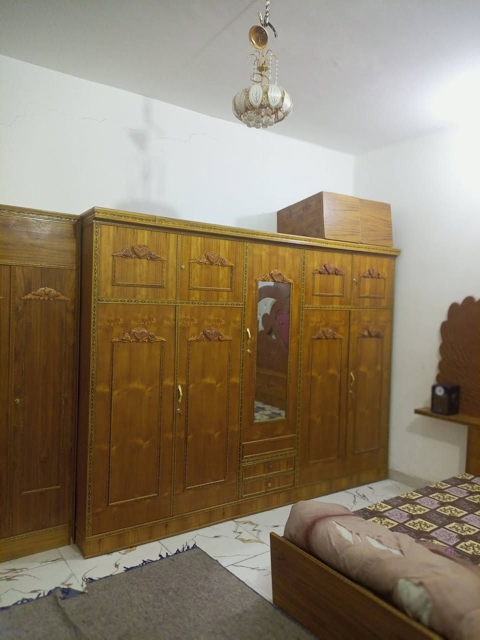 غرفه للبيع ***********
